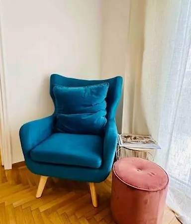 Appartement Comfy House W/terrace In Center
